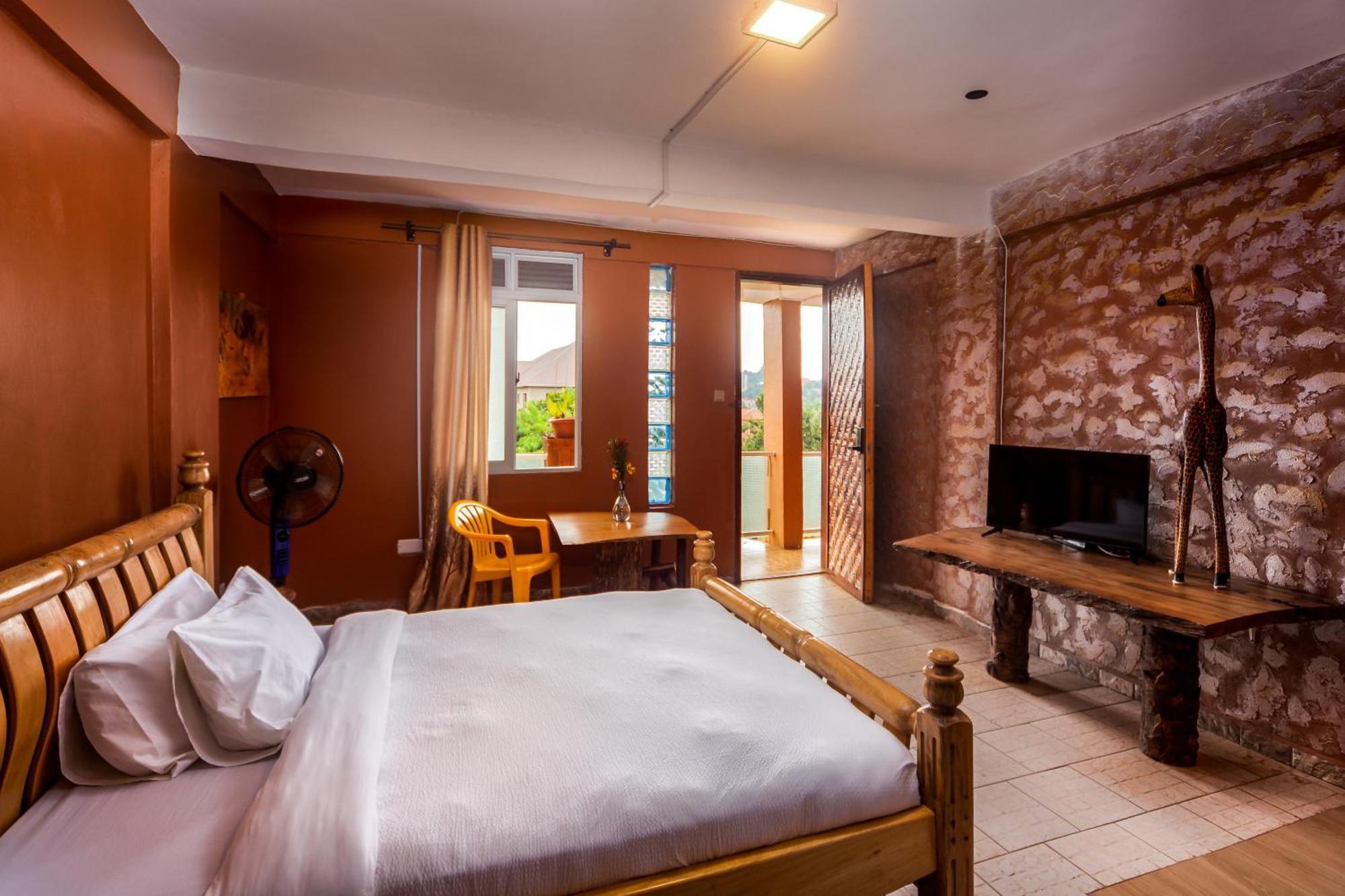 อัฟริกัน ทริบ โฮเต็ล Hotel คัมพาลา ภายนอก รูปภาพ